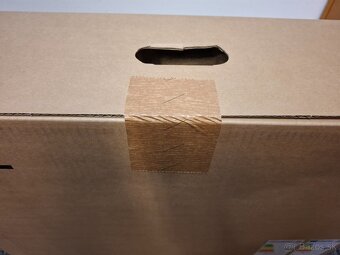 Predam uplne novy monitor - 2