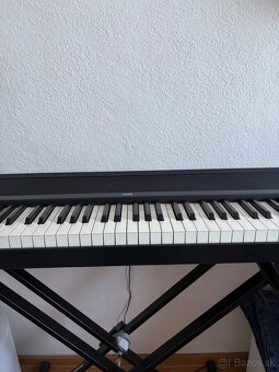 Korg piano - 2