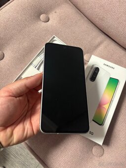 Predám vymením Samsung Galaxy A56 5G white - 2