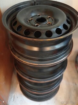 4ks plechove disky VW 5x112 R15 - 2