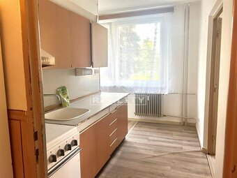 2-izbový byt blízko centra Senice – ideálna investícia... - 2