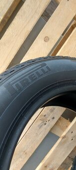 Pirelli 185/60R15 - 2
