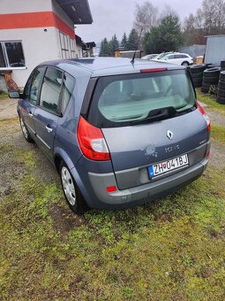 Renault Megan Scenic - 2