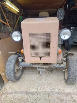 Doma robený traktor - 2