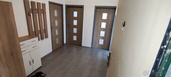 Prenájom 3izboveho bytu,1poschodie,Hlboka ul,,Čermaň 84m2 - 2