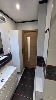 Prenajmem prerobený, zariadený 3 izbový byt vo Zvolene - 2