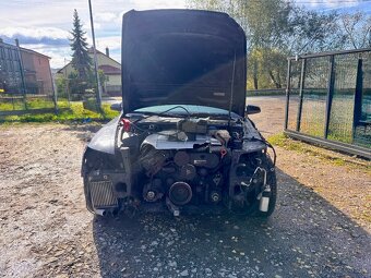 Rozpredam na náhradné diely Audi A6 C6 - 2