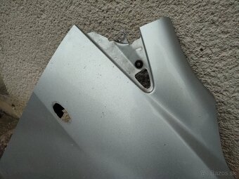 Mazda 5 (CR19, 2005-2010) Predné blatníky - 2