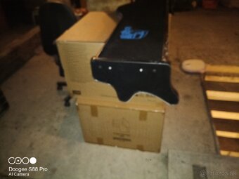 Predám veľkú poličku do iveca Activ Space - 2