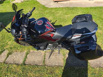 Kawasaki Ninja 1000SX - 2