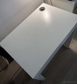 Ikea Micke stôl - 2