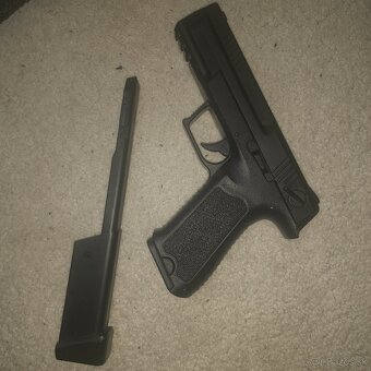 Airsoft glock - 2