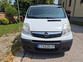 Opel vivaro - 2