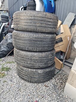 Predam pneu Continental 235/50 R19 - 2