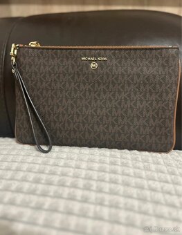 Michael Kors Pouchette - 2