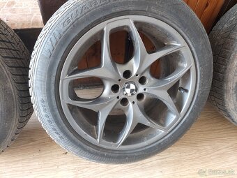 Predám kolesá 5x120 z bmw x5 R19 so zimnými pneu - 2
