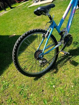 Dievčenský bicykel - 2