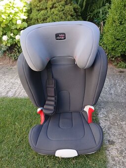 Predaj autosedačky BRITAX RÖMER - 2