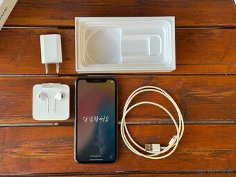 Iphone 11 128GB (Black) - 2