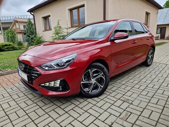 Hyundai i30 1,5 benzín DPi family facelift 2022 - 2