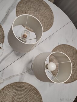 Predám 2 kusy stolné lampy - 2