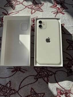 PREDÁM IPHONE 11 - 2