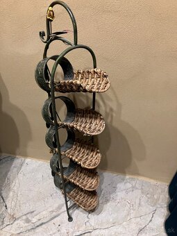 Stojan na vínové fľaše - 2