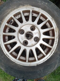 Elektróny Audi 100 - 2