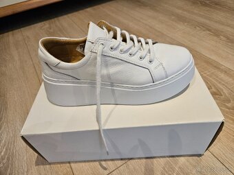 Dámske kožené botasky, veľkosť 37 - 2