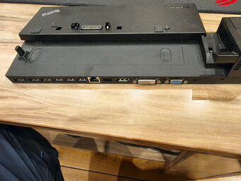 Dokovacia stanica Lenovo Thinkpad Pro dock - 2
