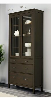 Knižnica Hemnes - 2