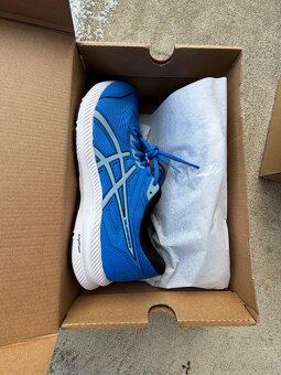 Predám pánske tenisky zn. ASICS - 2