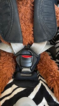 Predám autosedačku Britax Romer Versafix 9-18kg - 2