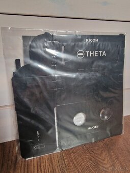 Ricoh Theta okuliare virtuálna realita - 2