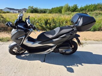 Honda Forza NSS 300 - 2