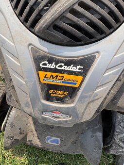 benzínová kosačka na náhradné diely - 2