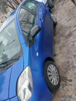 Rozpredám Toyota Yaris 1.0 2007 - 2
