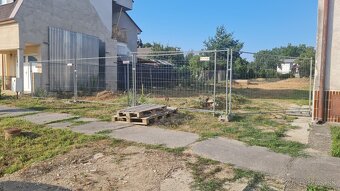 Pozemok s architektonickou štúdiou rodinného domu v obci Hor - 2