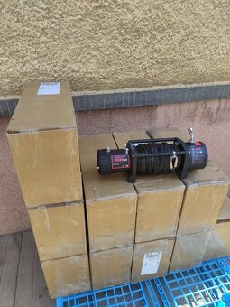Elektrický navijak 6100kg 12V - 2