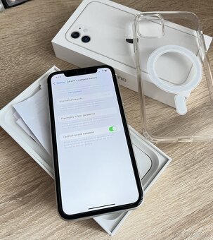 IPhone 11 v záruke - 2