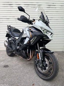 Kawasaki Versys 1100 S - 2