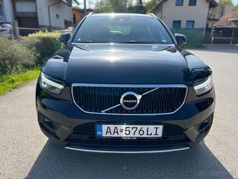Volvo XC40 D3 Momentum A/T -- 2020 - - 2