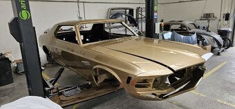 Predám Ford Mustang Grande 1970 – kompletne zrenovovaný - 2