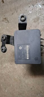 ABS pumpa VW Golf 4 , Škoda Octavia 1 , Seat - 2