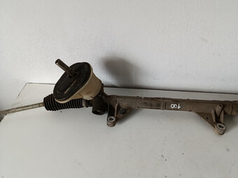 riadenie renault clio3 8200595935a 100€ - 2