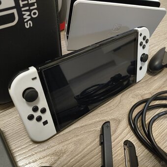 nintendo switch oled - 2