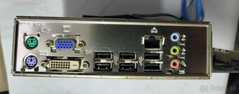 doska Gigabyte H61M-S2V-B3 + Intel Pentium G840 + chladič - 2