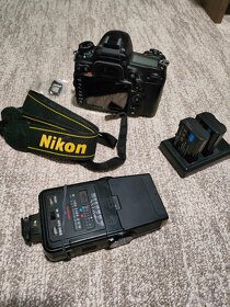 Nikon d7000 telo + príslušenstvo - 2