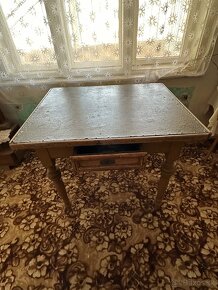 Starozitny stol - 2
