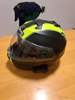 Prilba na motorku - 2